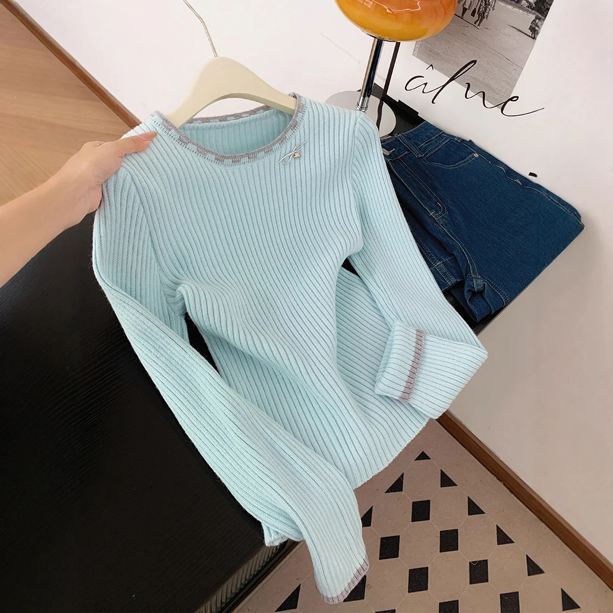 

Chic Contrast Color Round Neck Women's Sweater 2025 Autumn Winter New Sweet Long Sleeve Knitted Top Korean Fashion Soft Knitwear