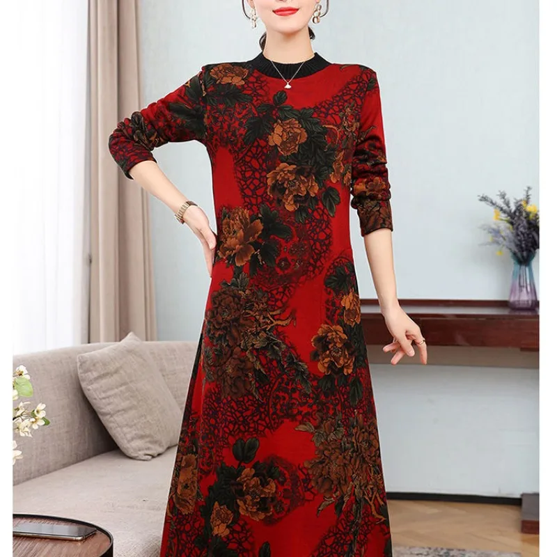 

Ethnic Style Autumn and Winter Women's Pullover Round Neck Patchwork Printing Long Sleeved Plush and Thicken Loose Dresses