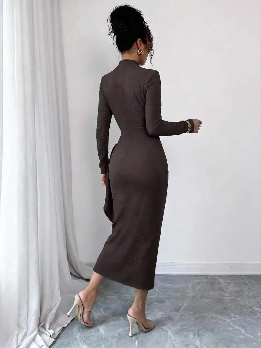 Women's Autumn and Winter Daily Commute Elegant Street Style Minimalist Textured Stand Collar Asymmetrical Pleated Metal Embellished Straight Dress