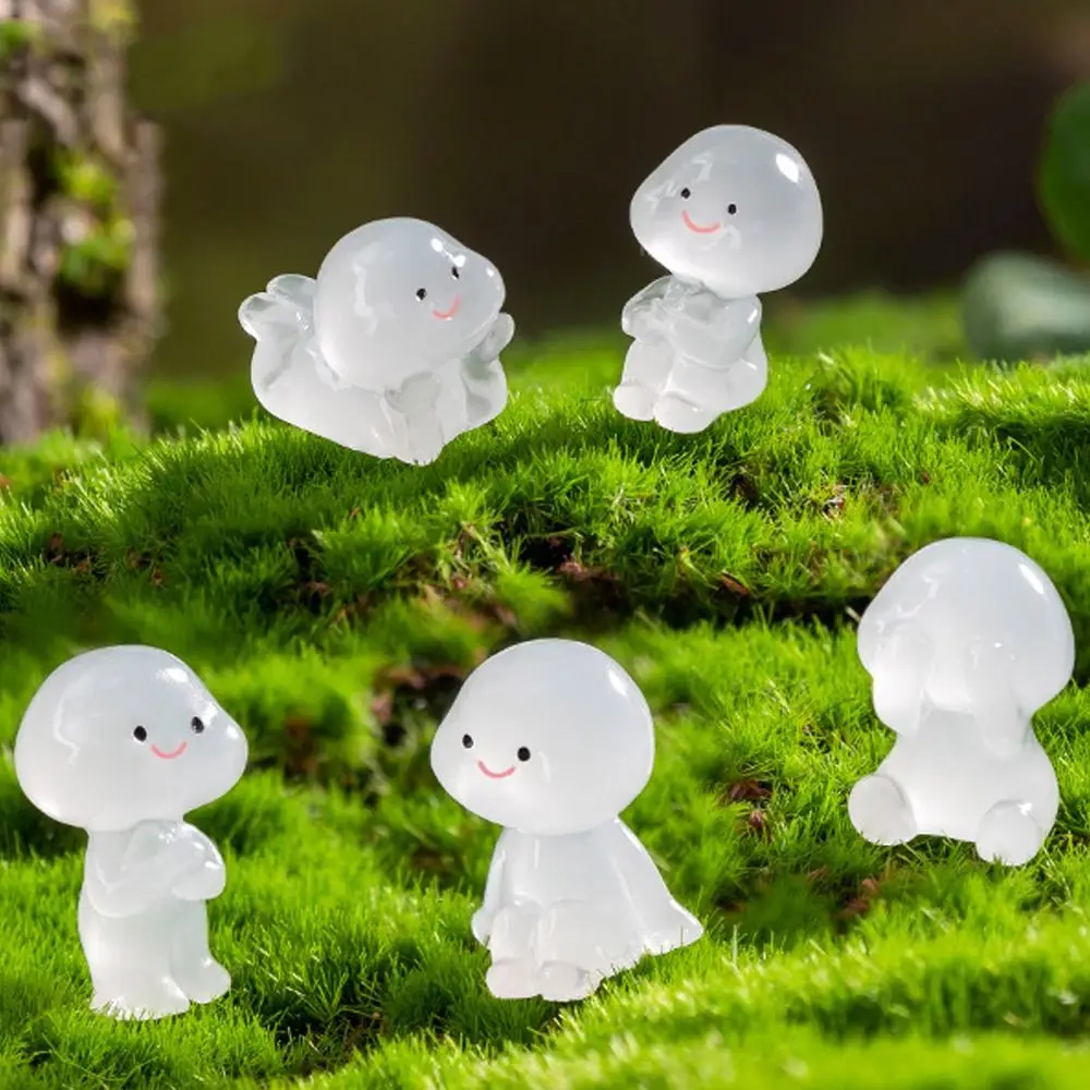 

Cartoon Luminous Small People Figurines Glow in Dark Cute People Figurines Miniatures Resin Crafts DIY Little Man Statue
