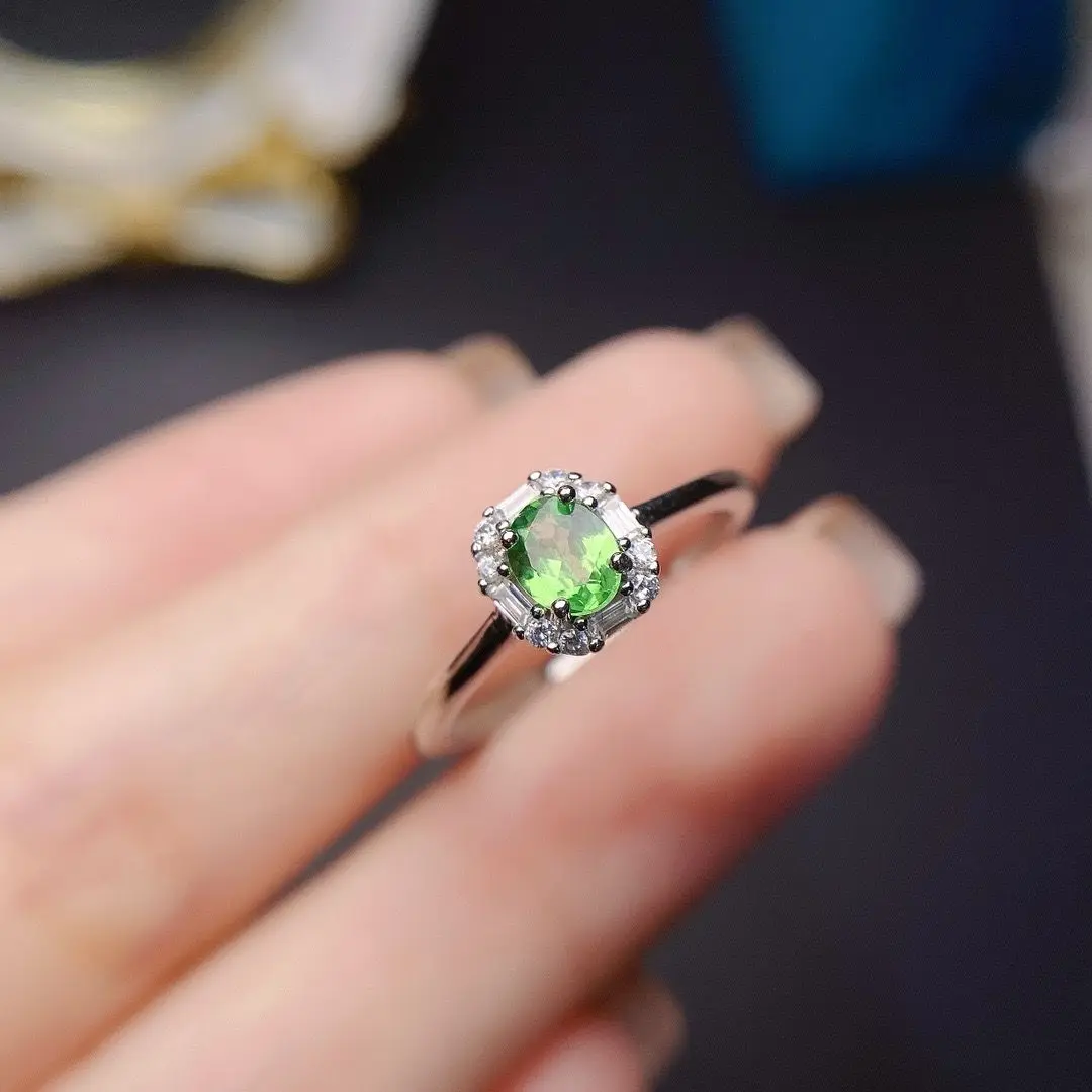 Best Seller ZECAA 925 Tsavorite Jewelry Woman Tsavorite Ring With Natural Tsavorite Gemstone 4*6mm S925 Silver Tsavorite Ring