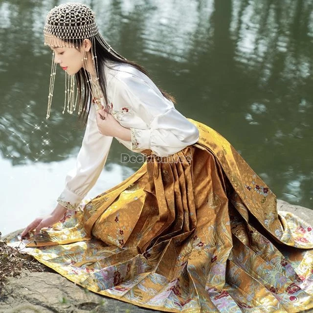 Conjunto hanfu de princesa ming china para uso diario, top hanfu bordado delicado, falda con cara de caballo con estampado de perlas de Hada clásica, 2025