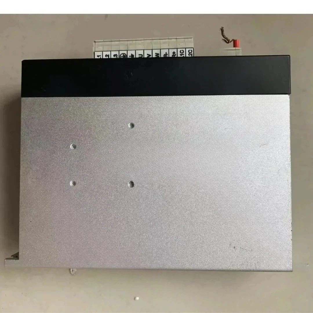 Usado D2-0123-S-A0-0 servo drive 50W Teste OK Transporte Rápido