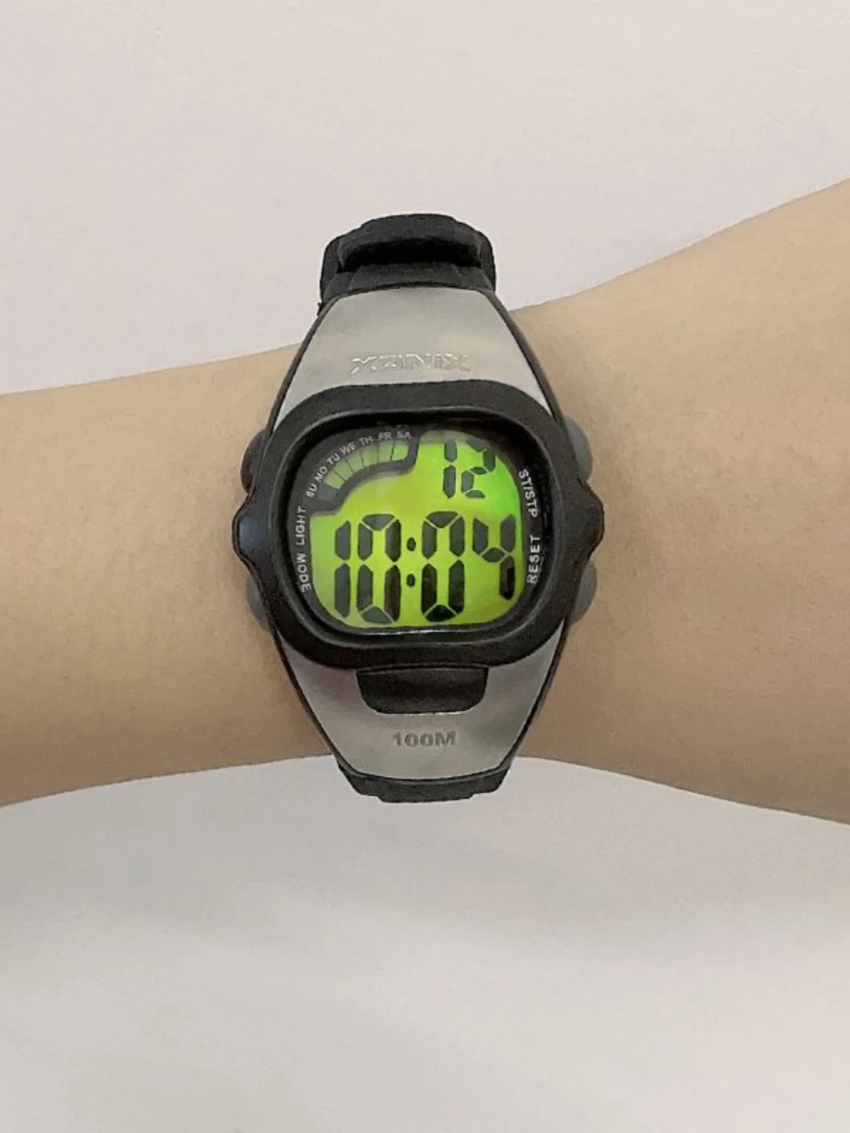 XONIX Electronic Watch Men's Middle School Students' Waterproof 100M Luminous Sports Watch Alarm Clock Youth Wind Trend PS