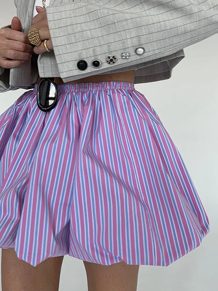 

2026 New Women Mini Skirt High Waist French Balloon Skirt Striped Pleated Design Summer Fashion Commuter Versatile Pleated Skirt