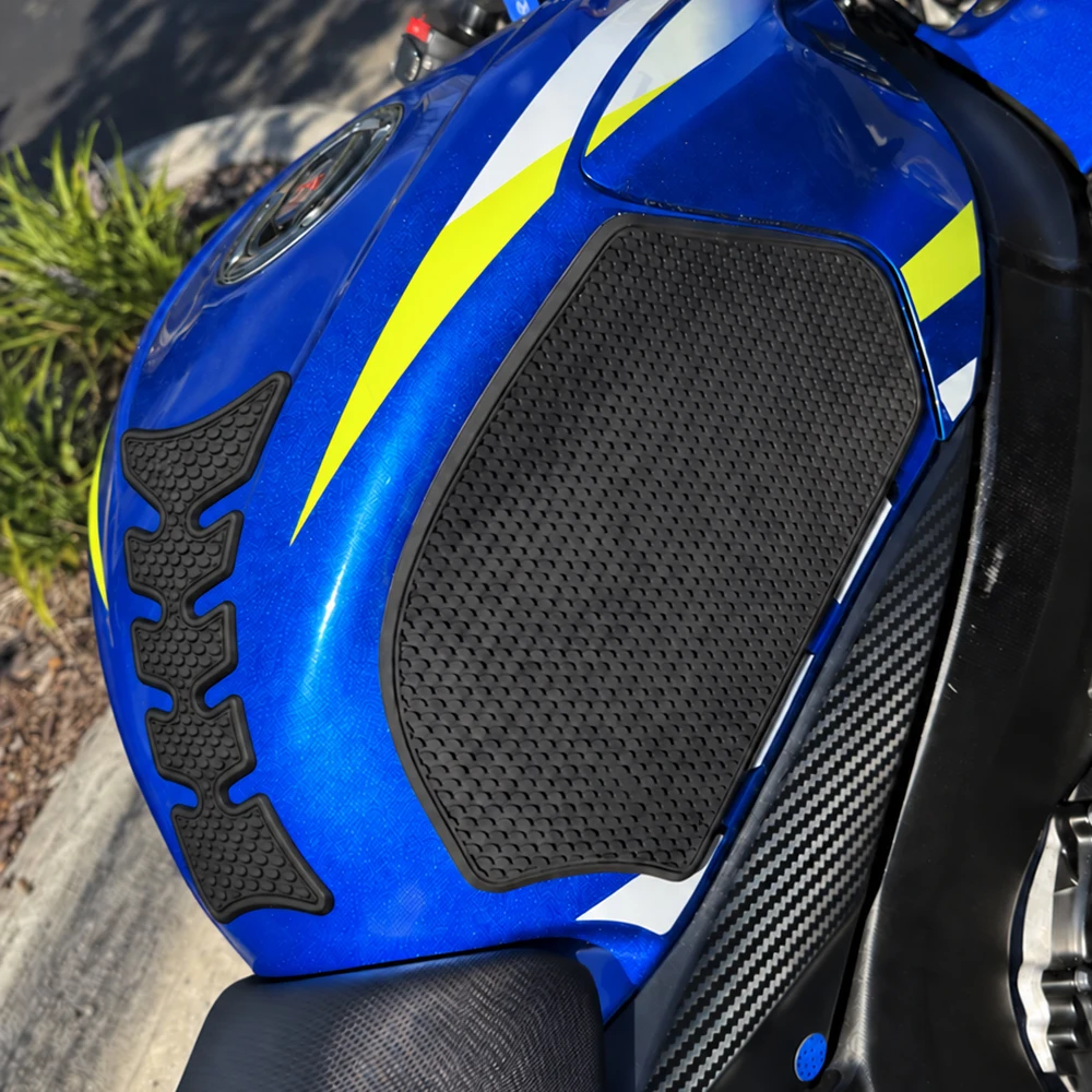 GSXR For GSXR600 GSXR750 GSX-R 600 750 Side Fuel Tank pad Tank Pads Protector Stickers Decal Gas Knee Grip Traction Pad Tankpad
