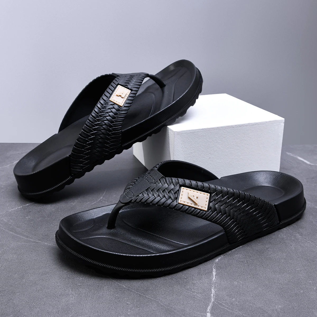 

Мужские повседневные прогулочные сандалии большого размера, новинка лета, нескользящие, легкие, удобные, универсальные, для ленивых