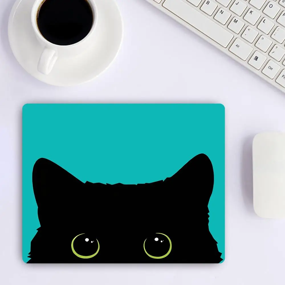 

ute Cats Group Desk Mat, Premium Bound Edge Non‑Slip Mouse Pad