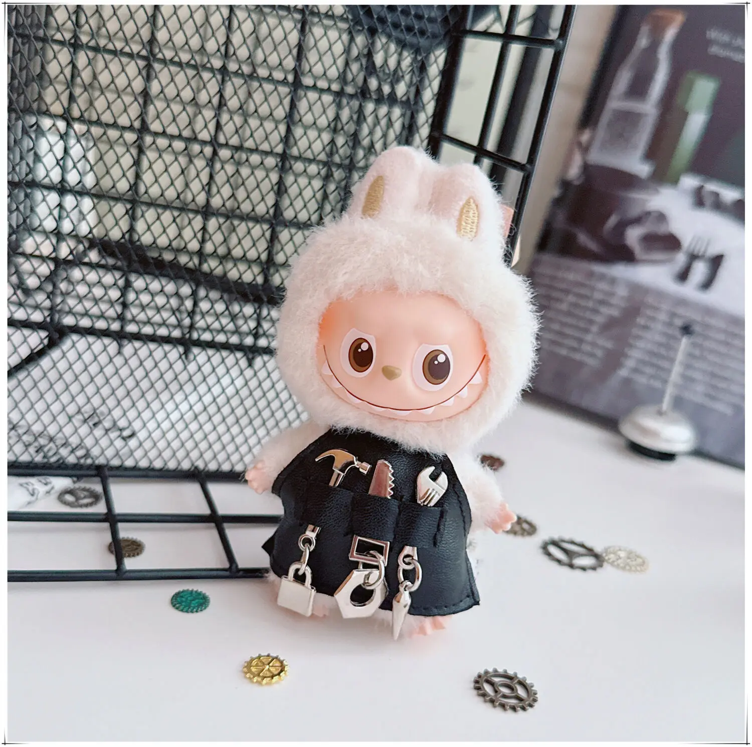 10.5cm Labubu 4.0 Clothes Repairman Apron With Tool Doll Accessories Mini Repair Tools Cute Toys Doll Accessories