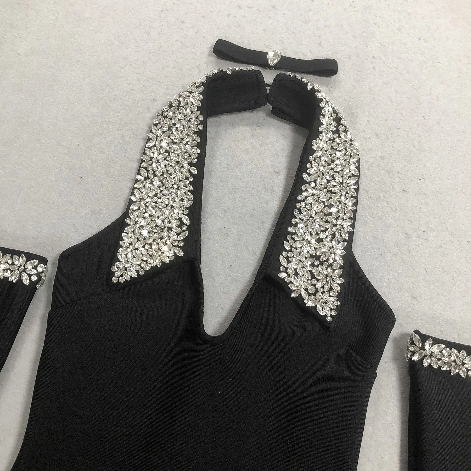 2026 Vrouwen Sexy Mouwloze Mesh Uitgesneden Zwarte Midi Bodycon Jurk Verjaardagsfeestje Kostuum Bar Nachtclub Stage Performance Kleding