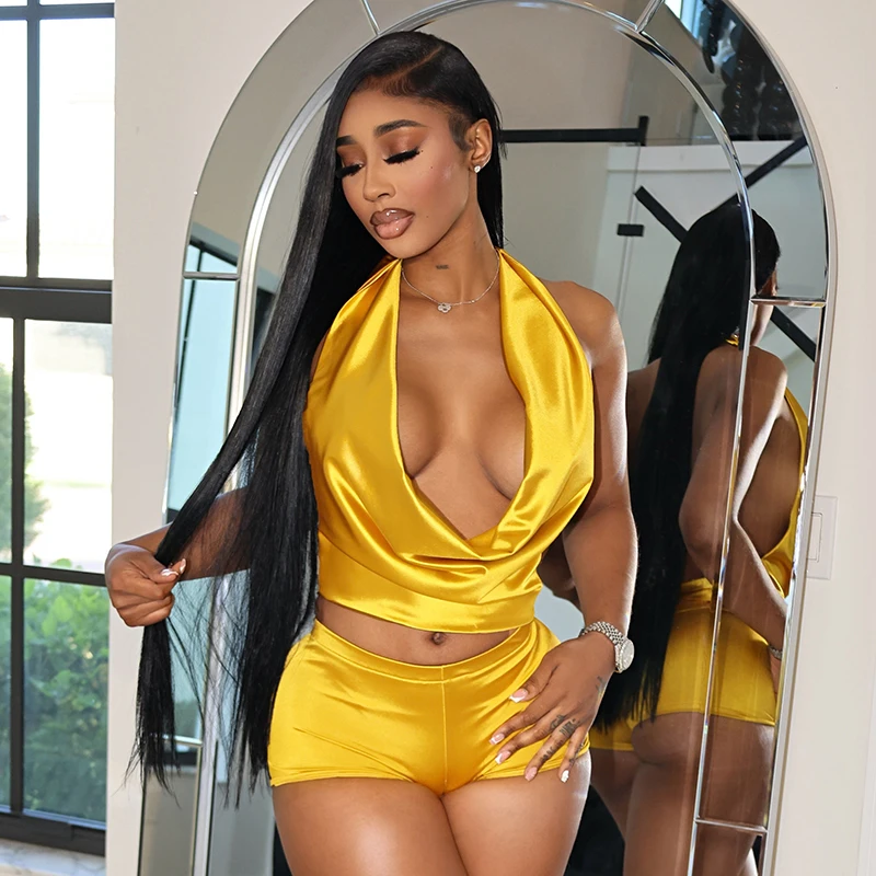 CUTENOVA สตรีเซ็กซี่แขวนคอ Swing COLLAR Tie เชือก Backless Tank Top + Skinny Super สั้นกางเกง 2 ชิ้นชุด