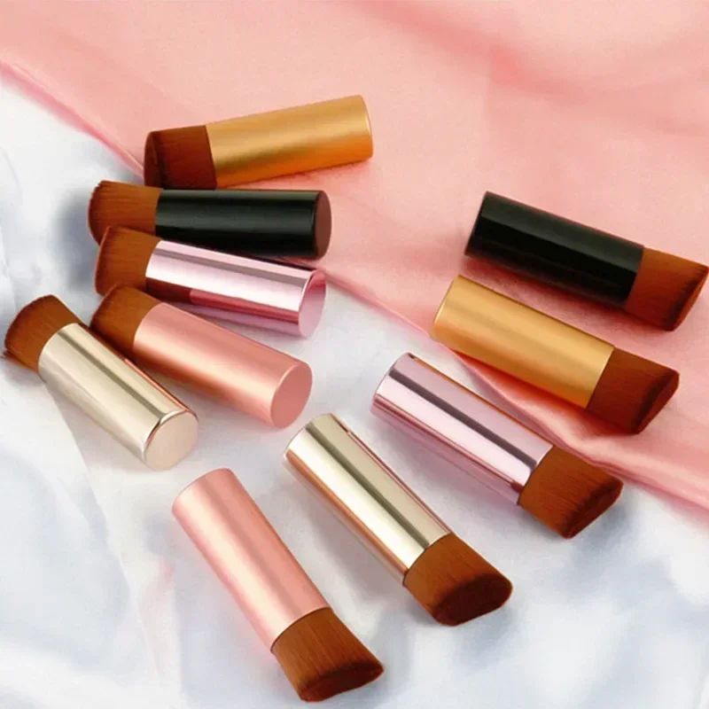 1PC Weibliche Make-Up Pinsel Professionelle Make-Up Pinsel Concealer Pulver Erröten Flüssige Foundation Gesicht Make-Up Kosmetik Werkzeug