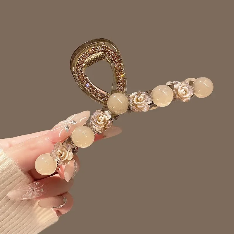 New Fashion Camellia Pearl Hair Clip Girls Elegant Ponytail Clip Shark Clip Sweet Big Crab Claw Hair Accessories Headwear