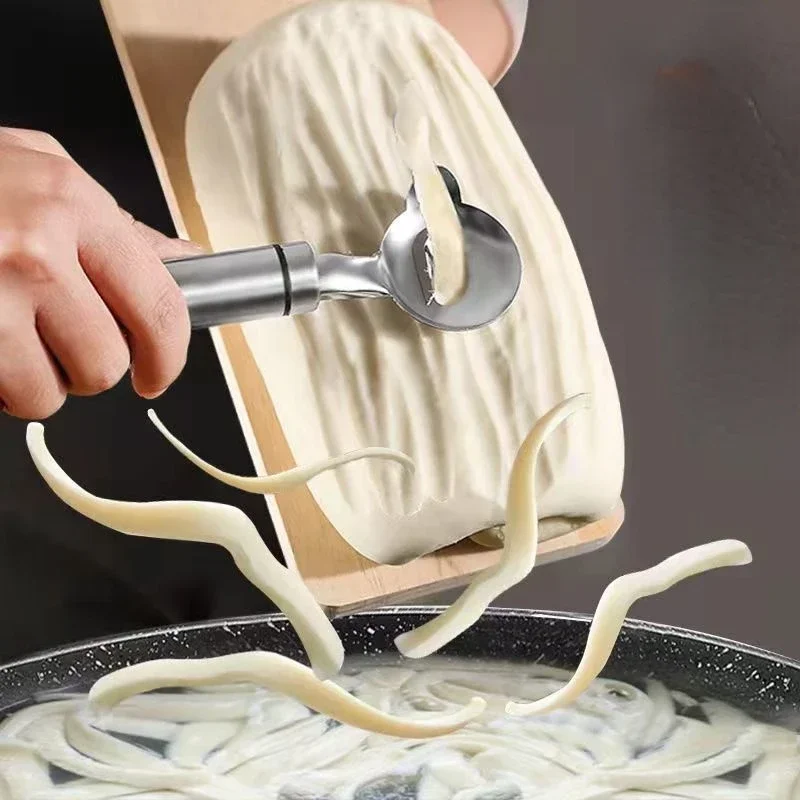 Hot Stainless Steel Shaving Knife Household Noodle Tools Sliced Noodles Artifact Pasta Tools Noodle Cutter Metal Dough Scrap