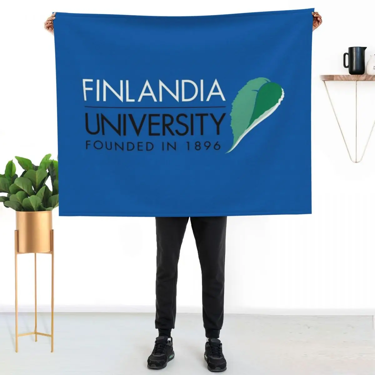 

Finlandia University Throw Blanket Compact Warm Blanket for Car Road Trip