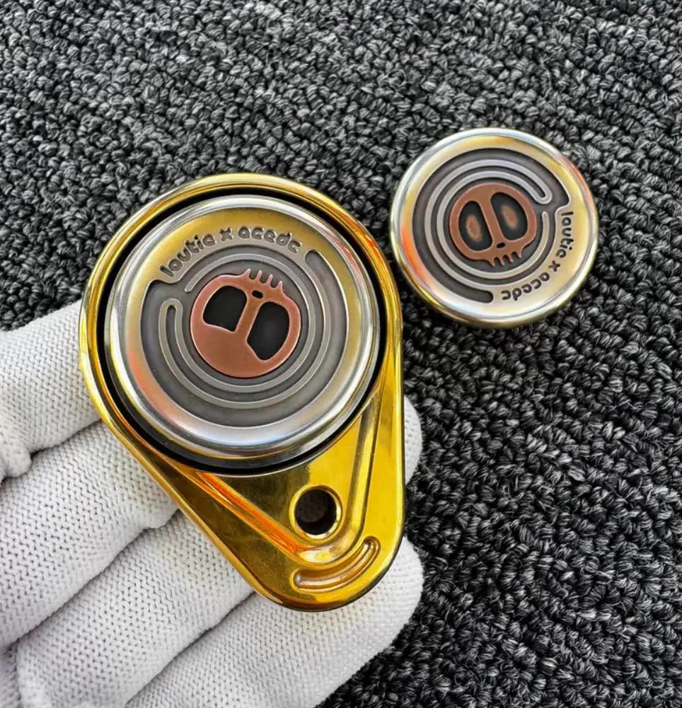 Used EDC ACEDC Magician Simulator Fingertip Decompression toys