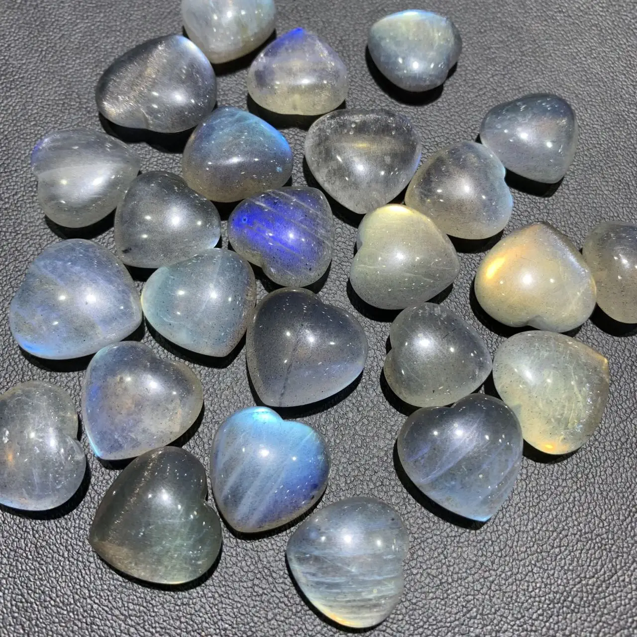 Natural flashy Labradorite Heart shaped bead for pendant mini gem hearts Jewelry design