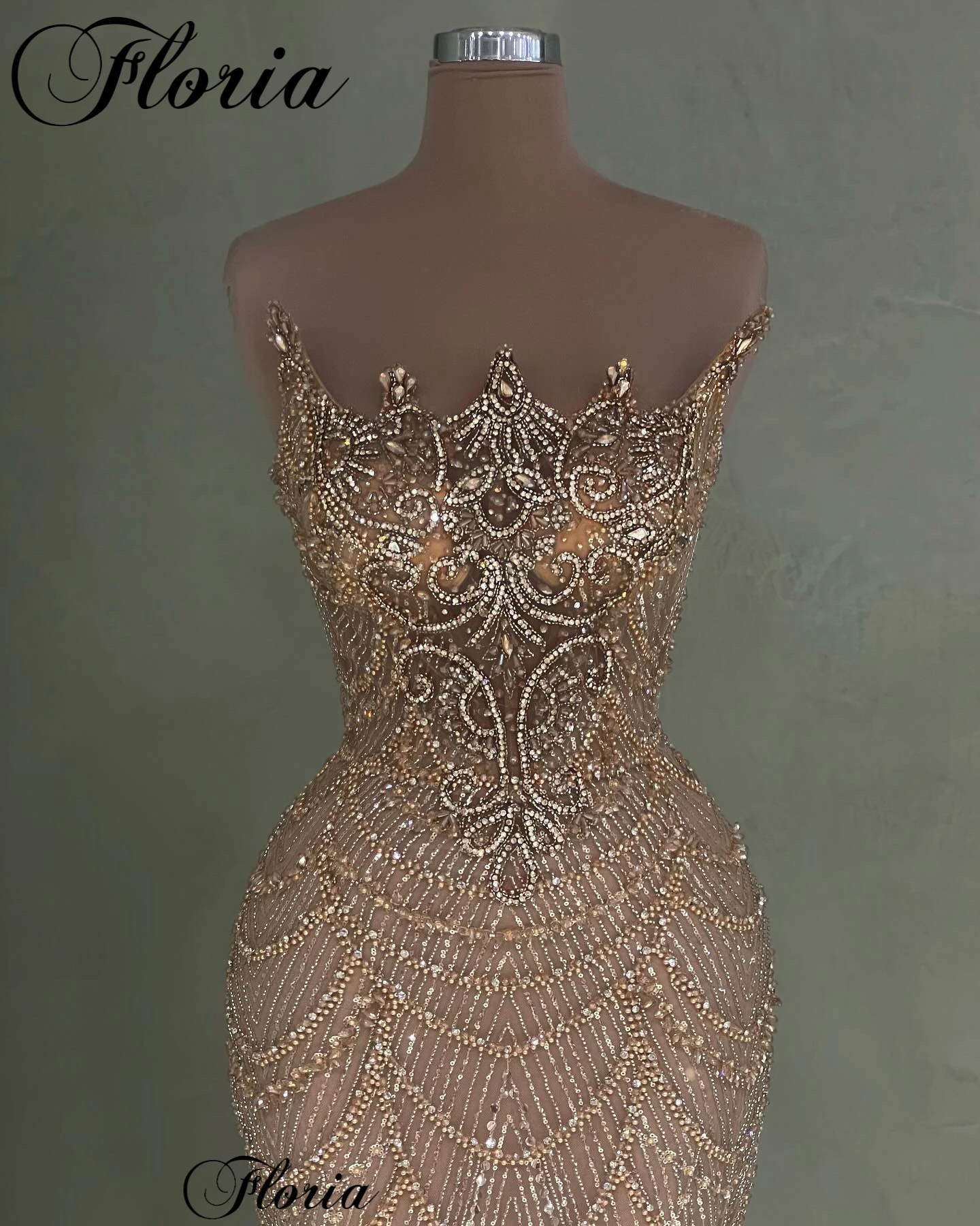 Sexy Champagne Beaded Cocktail Dresses Mermaid Strapless Sleeveless Prom Dresses Vintage Evening Party Gowns Vestidos Femenino