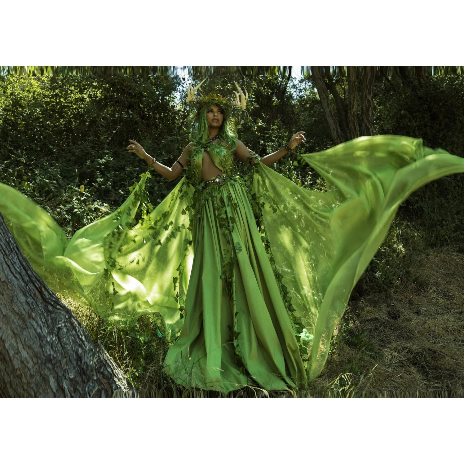 3D Floral Leaves Dubai Women Maxi Dresses Puffy A-line Prom Gowns Layered Arabic Green Tulle Long Prom Gowns Beading Halter