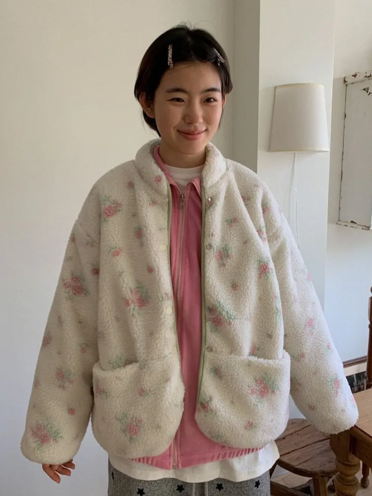 

Шикарная двусторонняя хлопковая куртка для женщин: нежное пальто из овечьего вельвета с цветочным принтом, теплая зимняя верхняя одежда с мелким цветочным узором