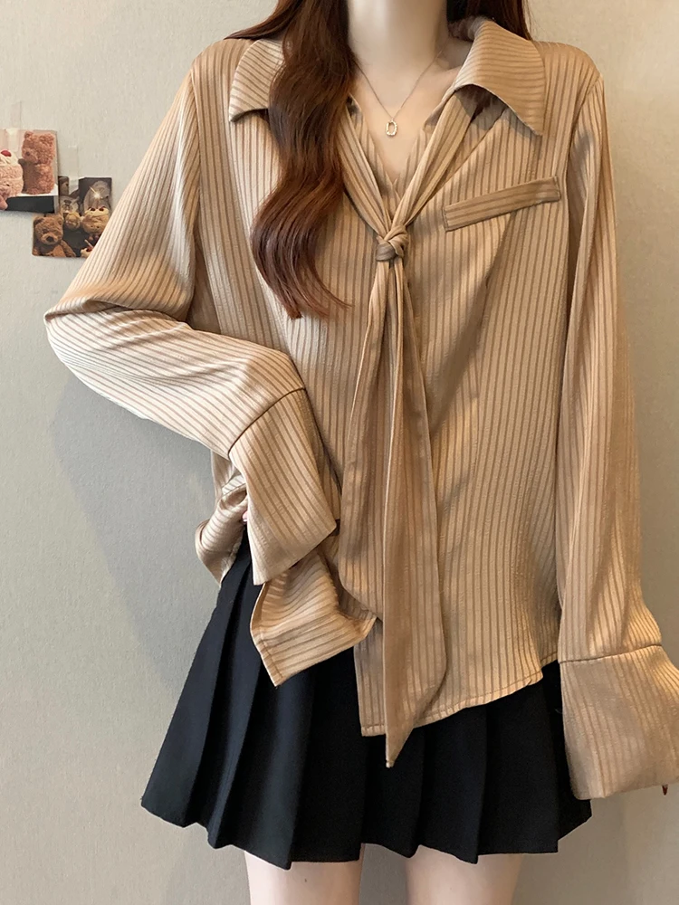 

Ele Women's Silk Satin Stripe irt Bow Design Casual Loose Fit Slimming Effect Spring Autumn College Sle Faionable Top