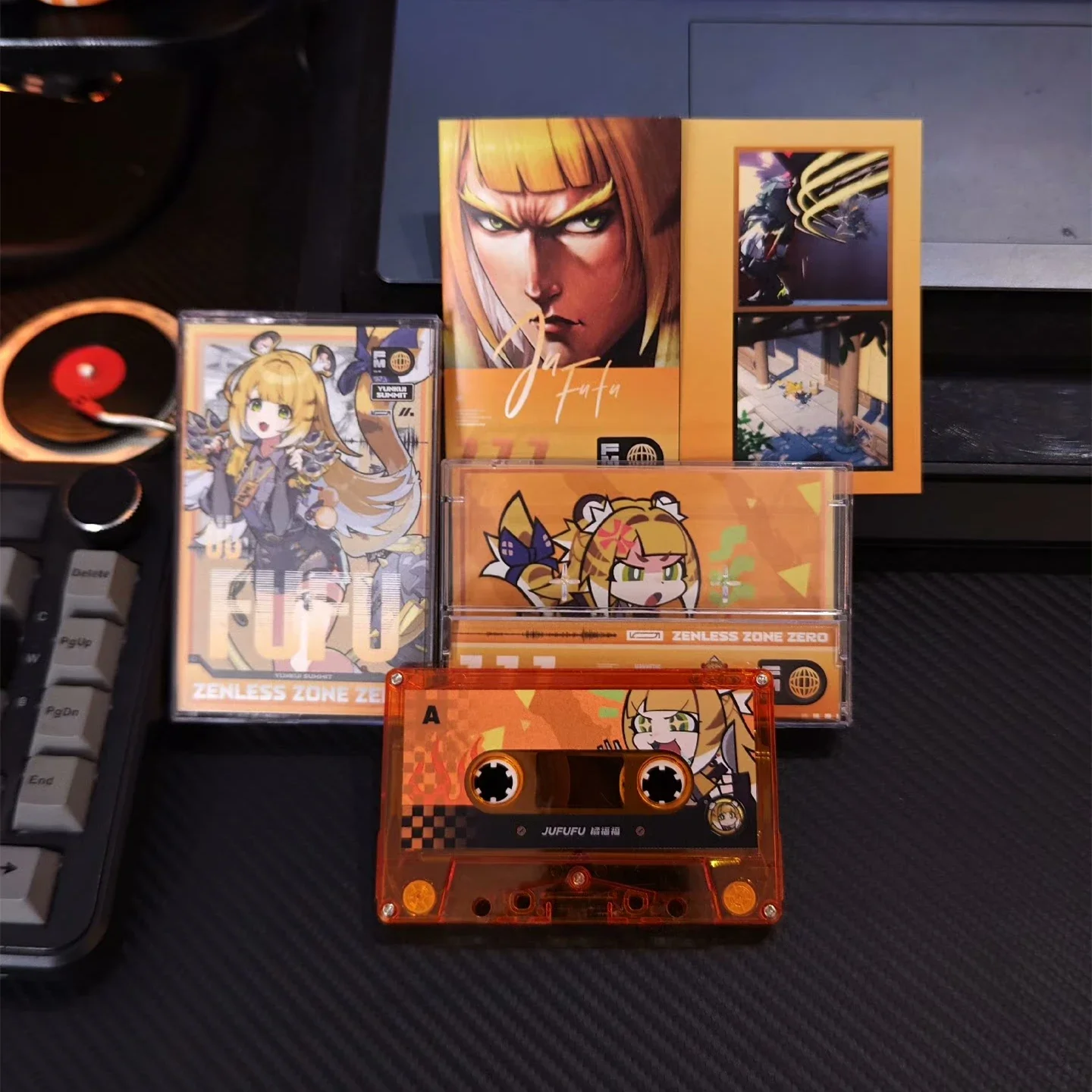 

Game Zenless Zone Zero Ju Fufu Music Tape Suwa Ayaka OST Album Cassette Cosplay Recorder Walkman Car Soundtracks Box Party Music