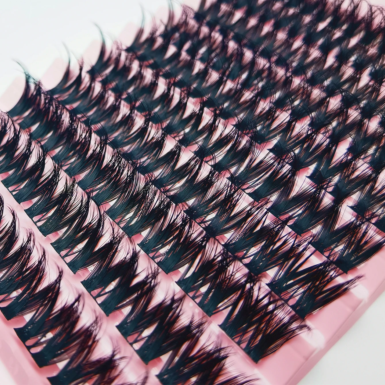 80 Clusters aus gemischtem Cluster-Wimpern, segmentierte Verlängerung, dicke D-Curl, 15 mm natürlicher Stil, schaffen ein auffälliges Aussehen