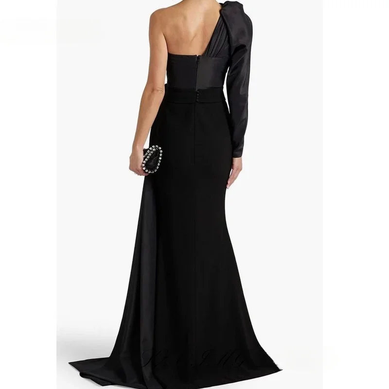 Exquisite lange Ärmel One-Shoulder-Abschlussballkleider Saudi-arabische Frauen Satin Schwarz Abendkleider Anlass Formelle Party individuell angepasst