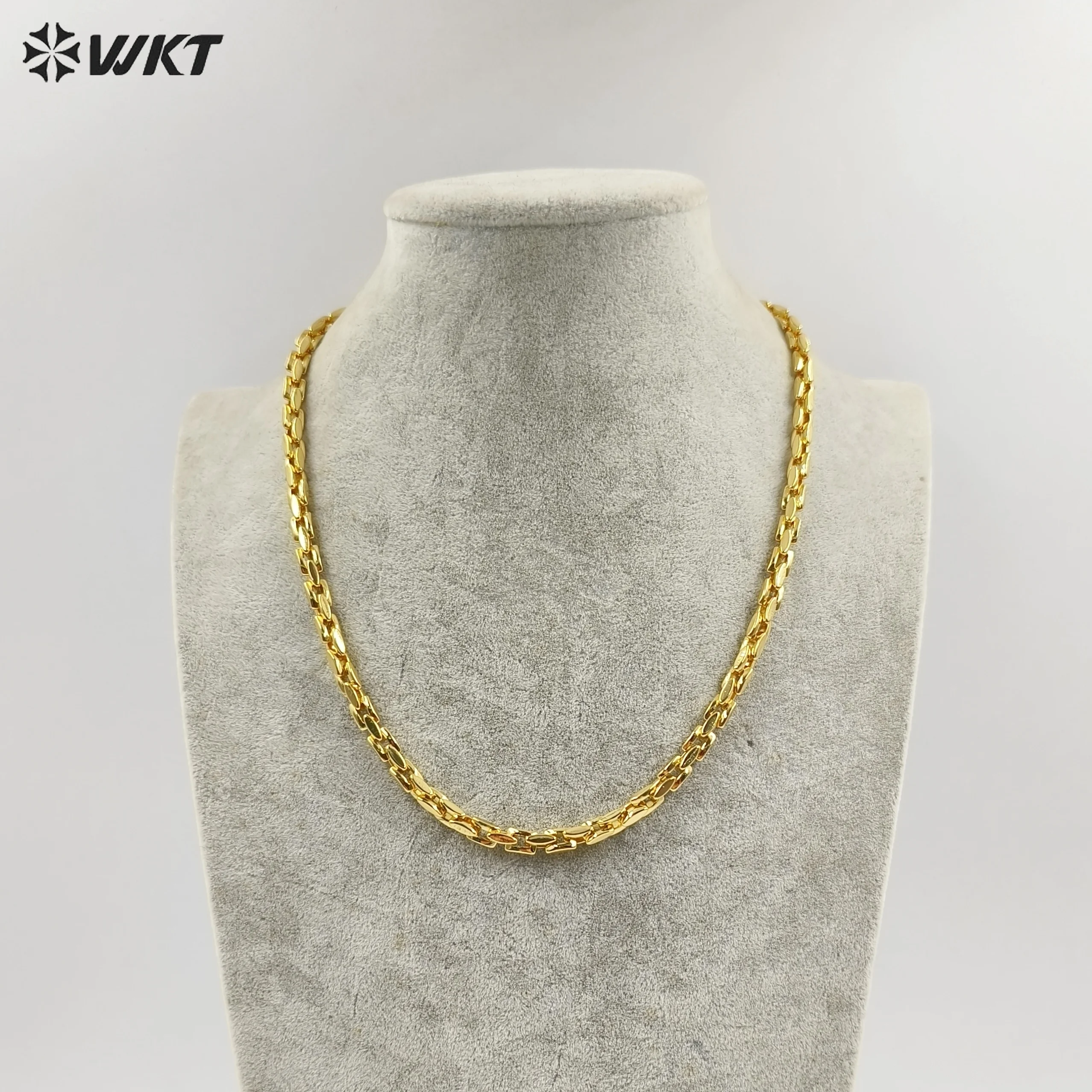 WT-BFN023 Super Beautiful And Unique Rectangular Stitching Chain Lady Atmosphere Gold Necklace Birthday Gift Wholesale