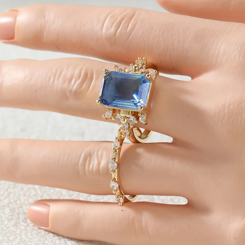 Elegant Luxury Dazzle Blue Synthetic Zirconia Golden Rings Set for Women Fashion Charm Design Banquet Anniversary Jewelry Crafts