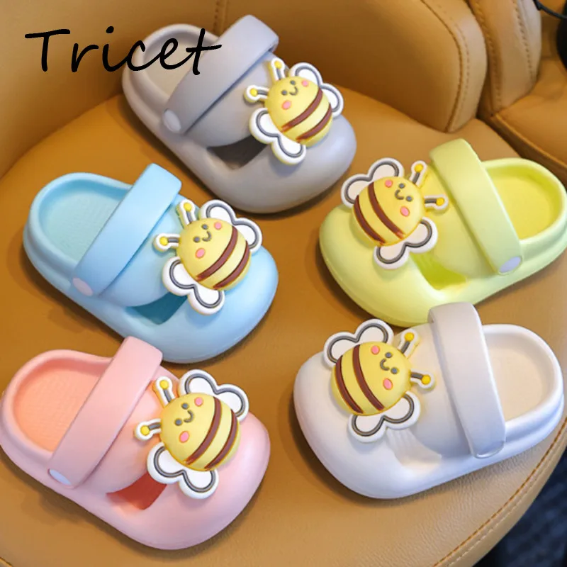 

Cute Cartoon Toddler Kids Clogs Shoes Summer Bee Soft Beach Slippers For Baby Boys Girls Fashion EVA Outdoor Children Slippers