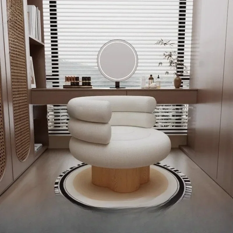 Einpersonen-Lammwoll-Kuchenrollenstuhl im cremigen Stil, Zuckerwatte-Sofa-Stuhl im antiken Stil für Wohnzimmer und Balkon, Freizeitstuhl