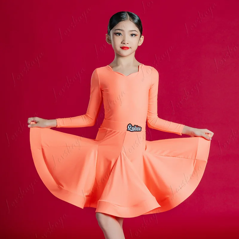 

Новые дизайнерские костюмы для латиноамериканских танцев для девочек: для тренировок, выступлений и соревнований