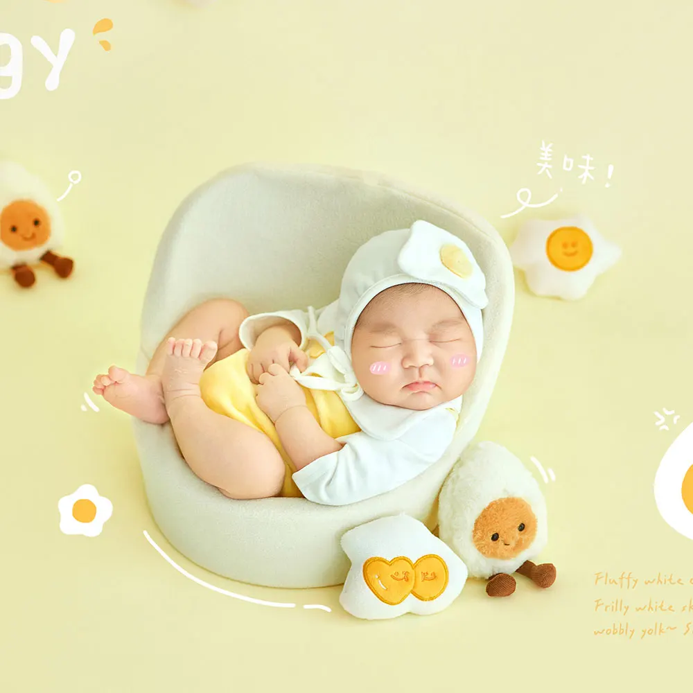 

0-1 Month Newborn Photography Props for Boy Eggs Theme Knitted Baby Outfit with Matching Hat and Studio Accessories for Shooting