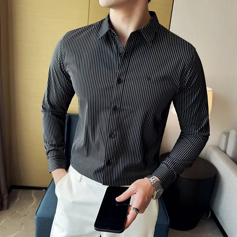 

Men's Business Casual Striped Long Sleeve Shirt, Daily Commute Tailored Shirt with Fine Embroidery.M-4XL