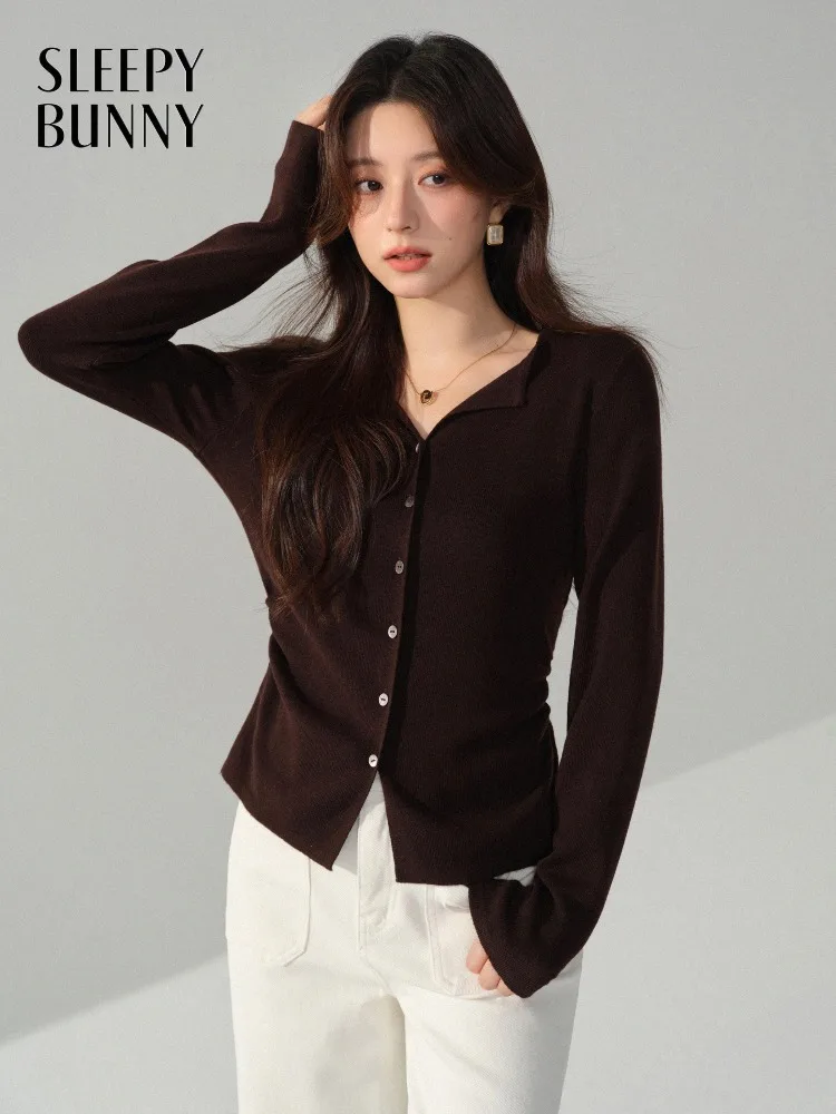 Elegante maglione cardigan lavorato a maglia slim fit con scollo a V e bottoni a maniche lunghe, pullover morbido ed elasticizzato, strati invernali e abiti casual