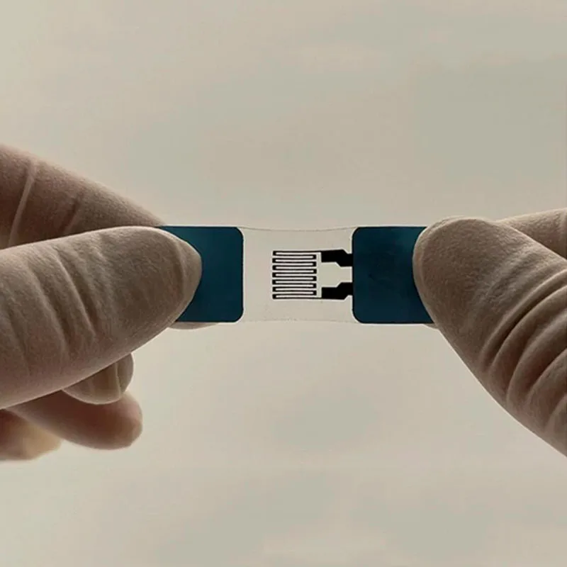 Stretchable Resistive Strain Sensor 15x45x0.1mm 0-100% Strain for Soft Robotics Wearable E-Skin