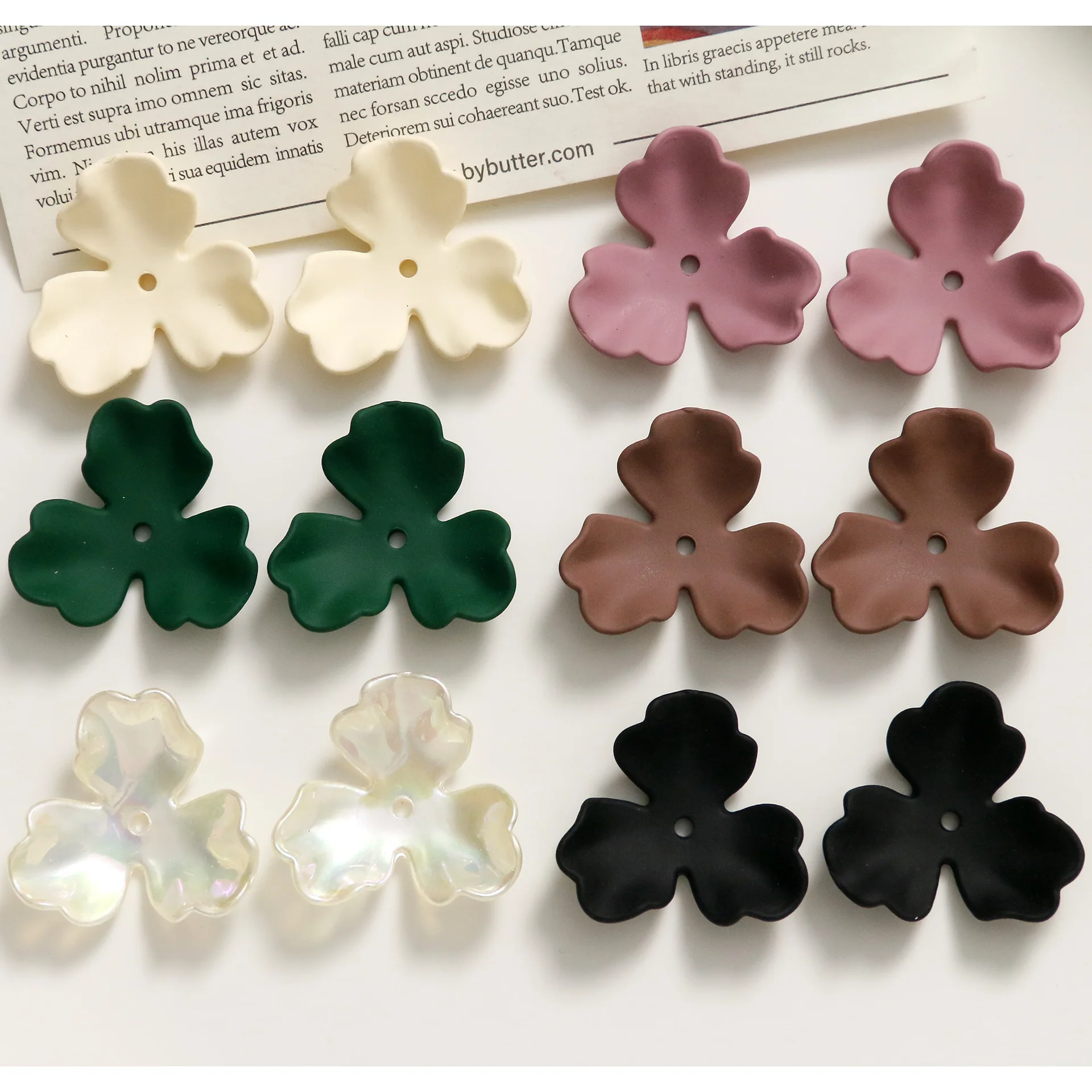 Image of 10 Stück Neue Modische Blütenblatt-Schmuckverbinder Handgefertigte Blatt-Acryl-Anhänger für Halsketten und Ohrringe DIY Schmuckherstellung Zubehör