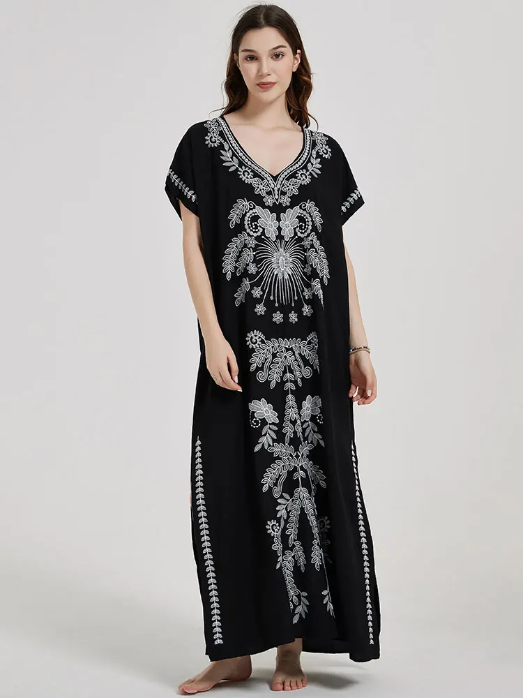 Oversize black Embroidery V-neck Short Sleeve Summer Beach Dress Plus Size Tunic Women Beachwear Batwing Sleeve Long Dress Q790