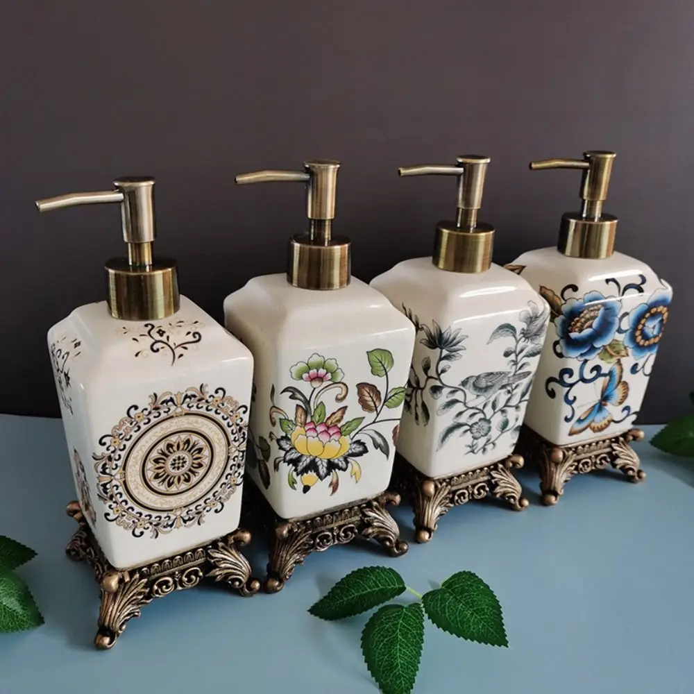 

Ceramic Ceramic Soap Dispenser European Style Vintage Shampoo Bottles Shampoo Creative Vintage Lotion Bottle Essential Oil