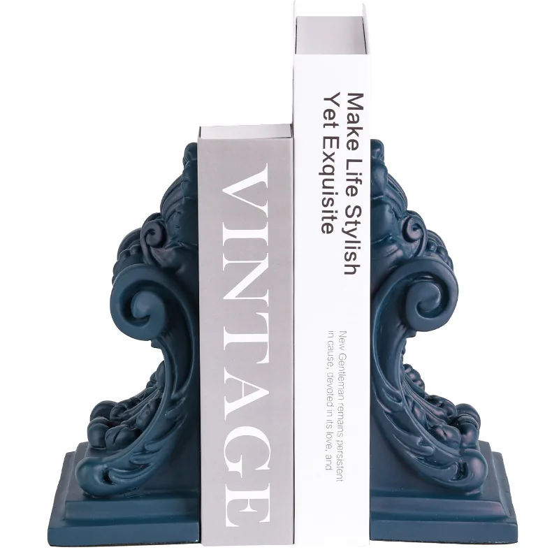 Modern European-style Italian ornaments, bookends, Greek stigmas, carving art, geometric modeling,  sales office accessories