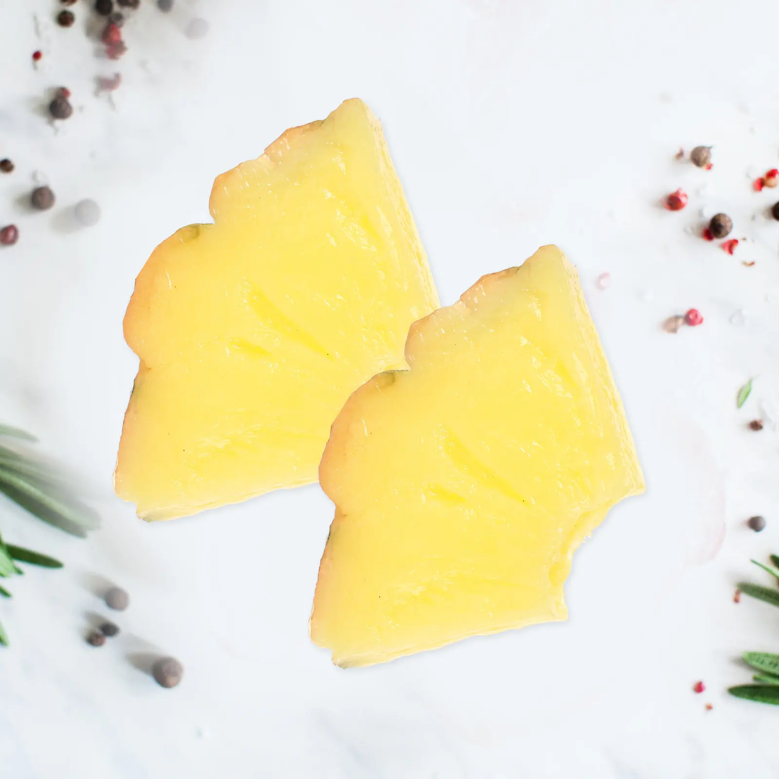 6Pcs Realistic Artificial Fruit Slices Pineapple Models Lightweight Compact Decor for Dining Table Photo Shoot Film Props