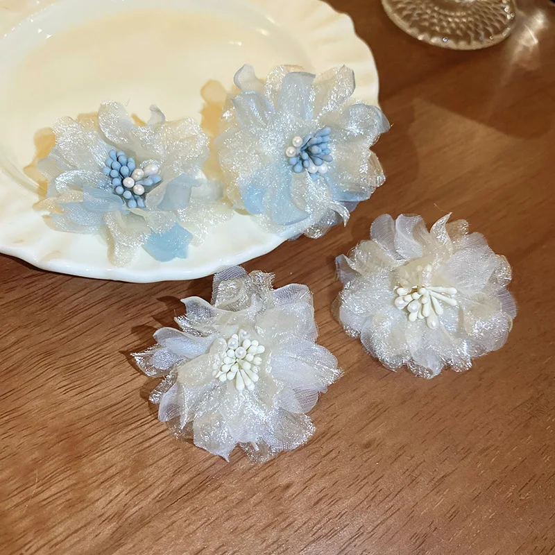 Hand-woven lace flower stamens, stud earrings are fashionable and elegant, and the temperament is high-end. Earrings for women