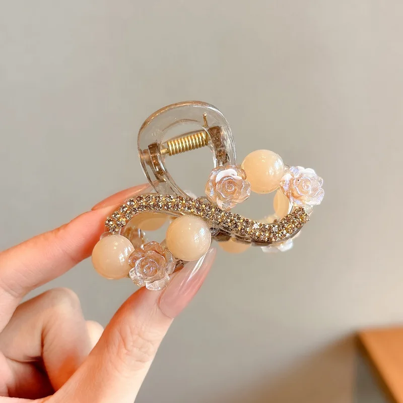 Elegant Rhinestone Flower Hair Clip for Womens Temperament Small Shark Clip Fashion Girls Hair Clamp