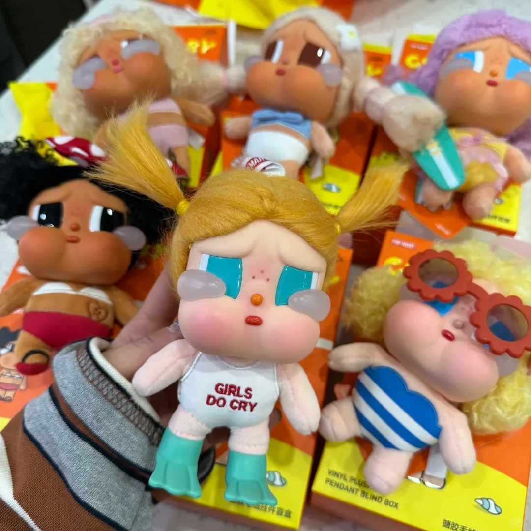 POP MART Crybaby Vacation Mode On Series Винил и слепая коробка — набор для серфинга и приключений