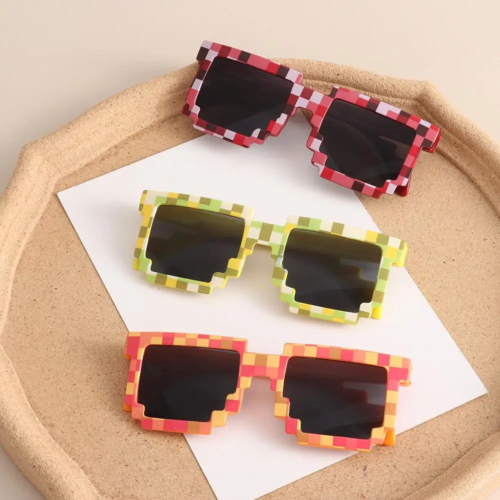 Cool Photo Props for Adults Teens Cosplay Party Disco Glasses Pixelated Mosaic Glasses Gamer Robot Sunglasses Decorative Shades