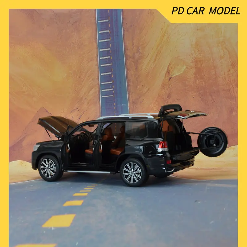 KENGFAI K Collectible 1:18 Scale Model for  LC200 TOYOTA LAND CRUISER SUV  Gift for friends and family