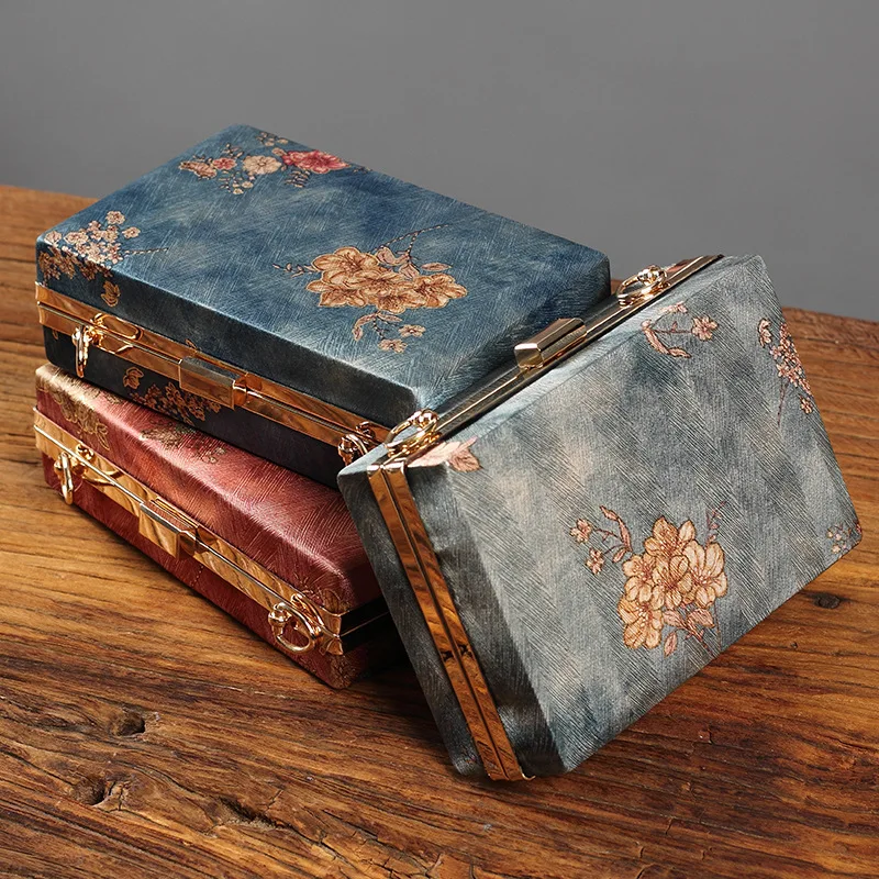 Fashion Women Embroidery Evening Bags Silk Clutch Purse for Bride Chain Shoulder Laides Case Top Handle Wedding Party Handbag view 5