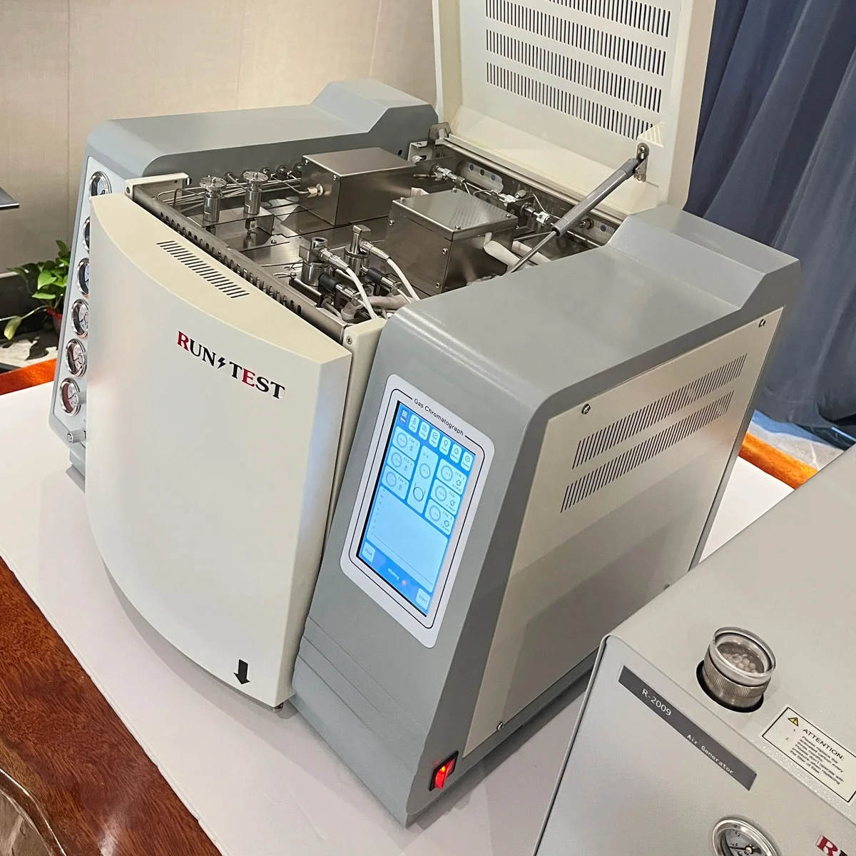 Transformer Insulating Oil Dissolved  Analyzer DGA Tester