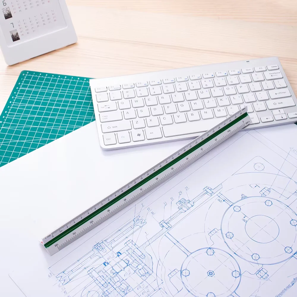 أداة صياغة مسطرة المسطرة المثلثة من DELI للمهندسين المعماريين والطلاب، لوازم قرطاسية مسطرة الرسم الفني